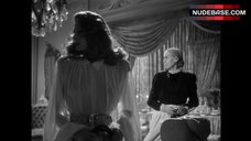 6. Rita Hayworth No Bra – Gilda