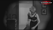6. Janet Leigh Intimate Scene – Psycho