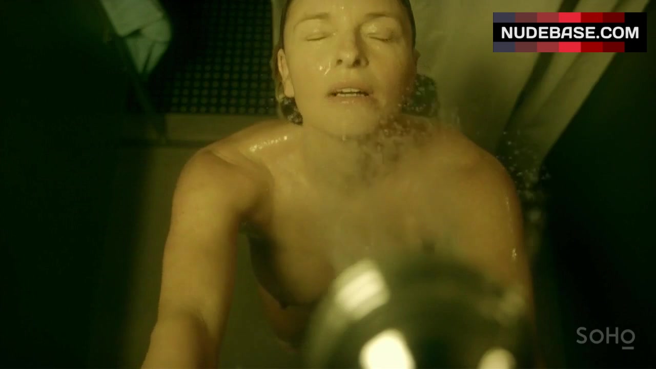 Tammy Macintosh Nude in Shower
