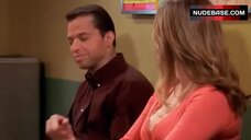 45. Stephanie Erb Cleavage – Two And A Half Men