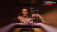 23. Jamie Elle Mann Exposed Tits – The 40-Year-Old Virgin