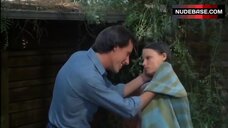 78. Kay Lenz Nude and Wet – Fast-Walking