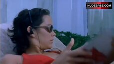 12. Marion Cotillard in Bikini – Une Femme Piegee