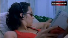 34. Marion Cotillard in Bikini – Une Femme Piegee