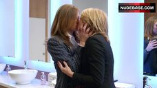 Andrea Savage Lesbian Scene – Episodes