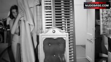 1. Maria Lease in Lesbi Scene – Vibrations