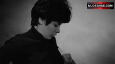 34. Sex with Rita Bennett – Vibrations