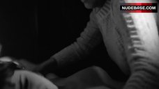 1. Maria Lease Topless – Vibrations