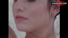 23. Angela Davies Murder in Shower – Psychos In Love