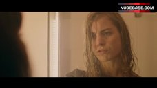 45. Hannah Hoekstra Shows Her Ass – App