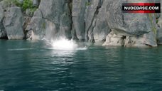 100. Julie Bowen Hot Scene – Modern Family