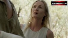 122. Genevieve O'Reilly Shows Underwear – Glitch