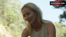 144. Genevieve O'Reilly Shows Underwear – Glitch