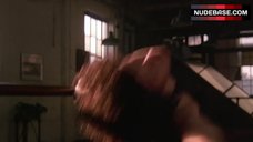 89. Marine Jahan Ass Shaking – Flashdance