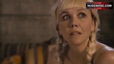 12. Maggie Gyllenhaal Lesbian Video – The Deuce