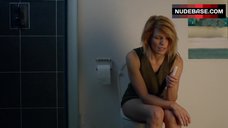1. Kathleen Rose Perkins Take Pregnancy Test – Episodes