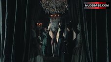 67. Kirsten Dunst Bare Ass – Marie Antoinette