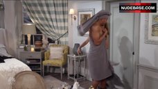 122. Sexy Essence Atkins in Black Bodysuit – Marlon