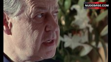 23. Amanda Plummer Shows Breasts – 81/2 Women