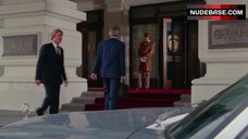 34. Kathleen Turner Shows Butt – The Man With Two Brains