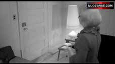 67. Bella Donna Nude Tits – Red Roses Of Passion