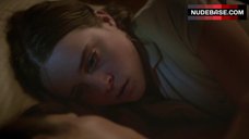 23. Jessica Biel Lesbian Scene – The Sinner