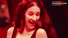 34. Nicole Fox Exposed Breasts – Paradise Club