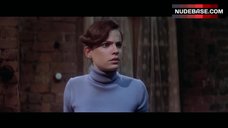 100. Chantal Contouri Lesbian Scene – Snapshot