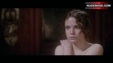 89. Sigrid Thornton Side Boob – Snapshot
