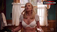 Jaime Pressly Lingerie Scene – The Guest Book
