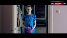 12. Agnieszka Podsiadlik Bush and Breasts – Baby Bump