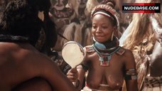 78. Tu Nokwe Breasts Scene – Shaka Zulu