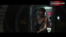 Katherine Waterston No Bra – Alien: Covenant