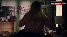 89. Lia Marie Johnson Side Boob – T@Agged