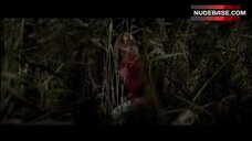 89. Georgia Henshaw Peeing – The Hatching