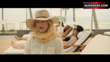 111. Amy Schumer Bikini Scene – Snatched