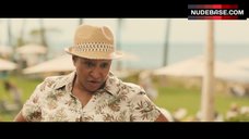 133. Amy Schumer Bikini Scene – Snatched