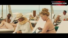 210. Amy Schumer Bikini Scene – Snatched