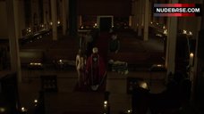 1. Frances Conroy Butt Scene – The Mist