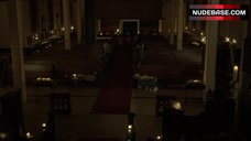 56. Frances Conroy Butt Scene – The Mist