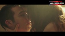 232. Maria Pedraza Sex Scene – Amar