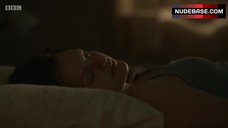 1. Elisabeth Moss Hard Pokies – Top Of The Lake