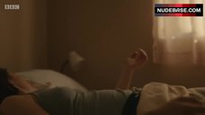 67. Elisabeth Moss Hard Pokies – Top Of The Lake