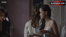 1. Angjee Douangphoumy Bikini Scene – Top Of The Lake