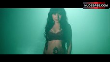 89. Elissa Dowling Sexy in Lingerie – Bonejangles