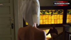 56. Anna Faris Ass Exposed – The House Bunny