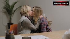78. Anne Heche Lesbian Kissing – Catfight
