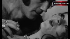 45. Cookie Mueller Tits Scene – Multiple Maniacs