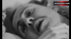 56. Mary Vivian Pearce Breasts Flash – Multiple Maniacs