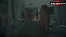 Amy Ferguson Shows Breasts and Bush – Split